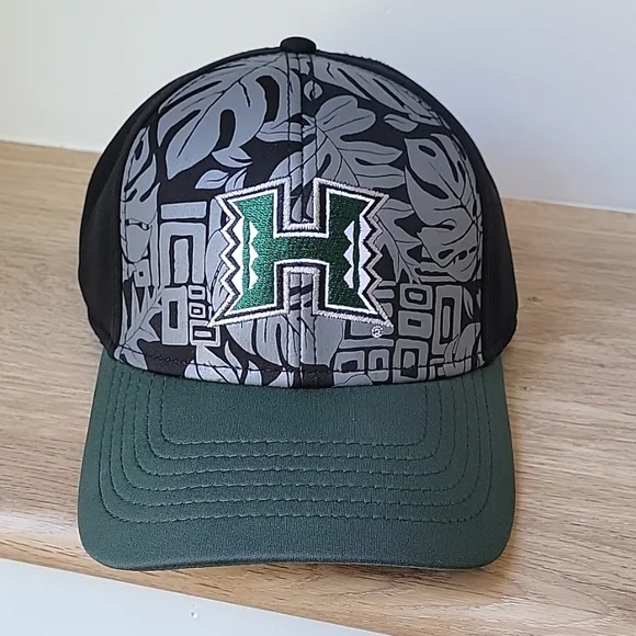 Hawaii football cheap hat